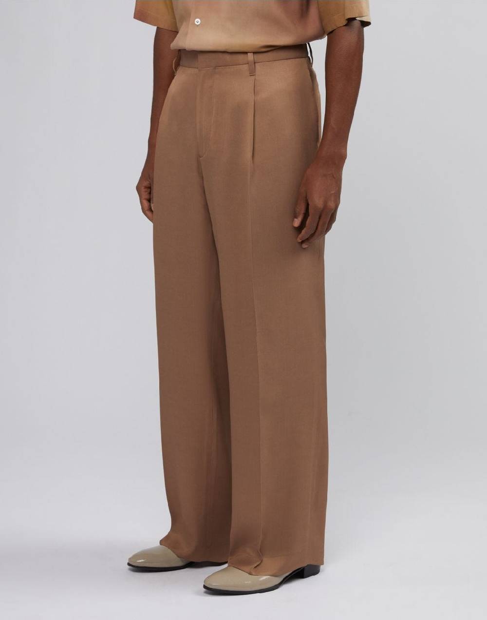 Lardini Pantalone comfort miami in viscosa nocciola In Saldo