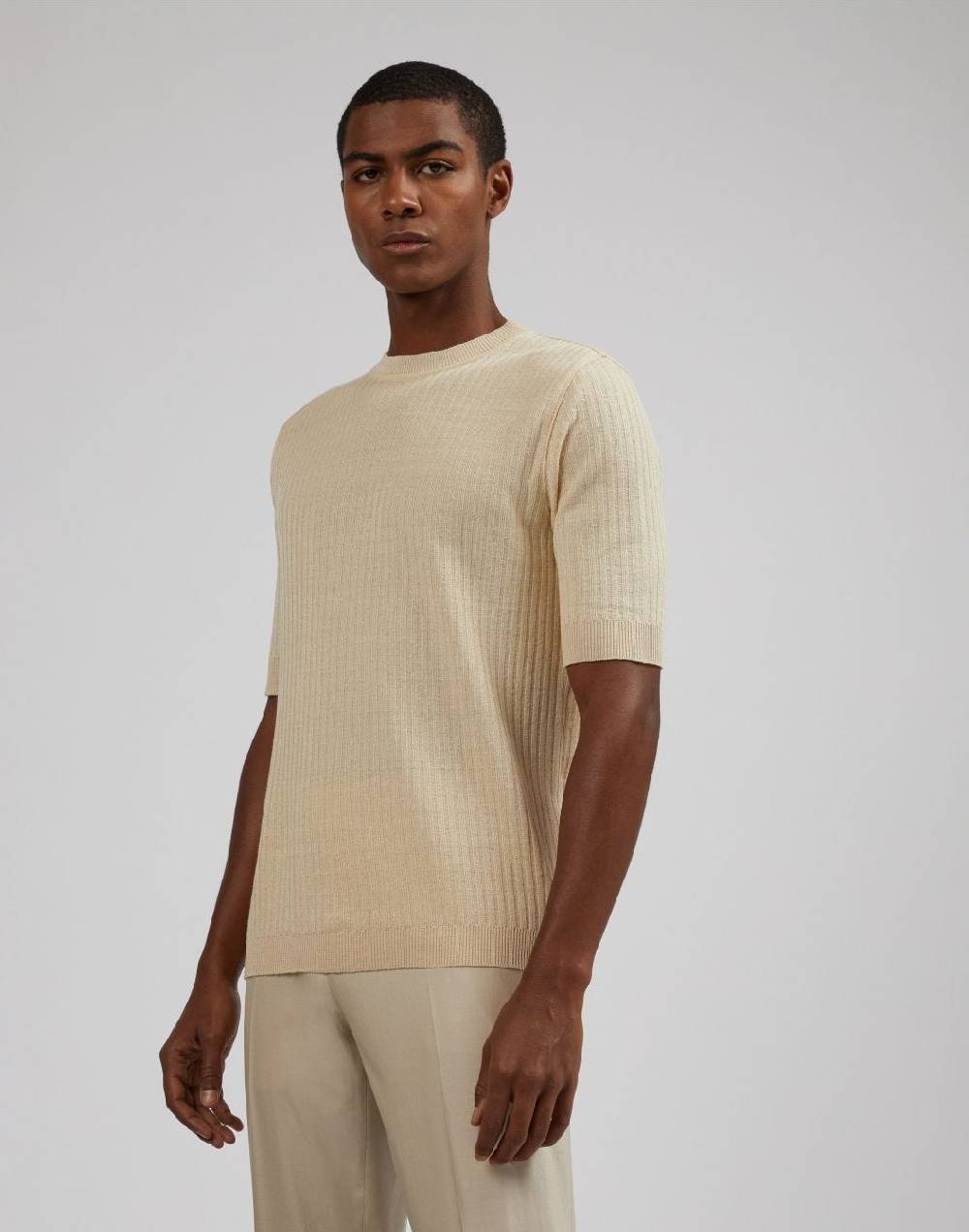 Lardini T-shirt panna in lino e cotone con lavorazione a coste Offerte