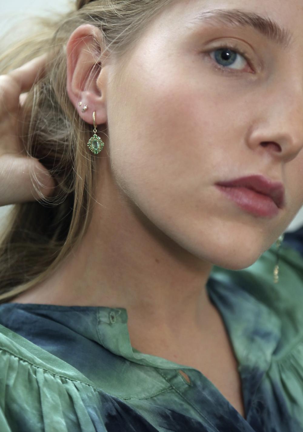Rose & Lini 5 OCTOBRE “MALO SHORT” GOLD EARRINGS Vendita