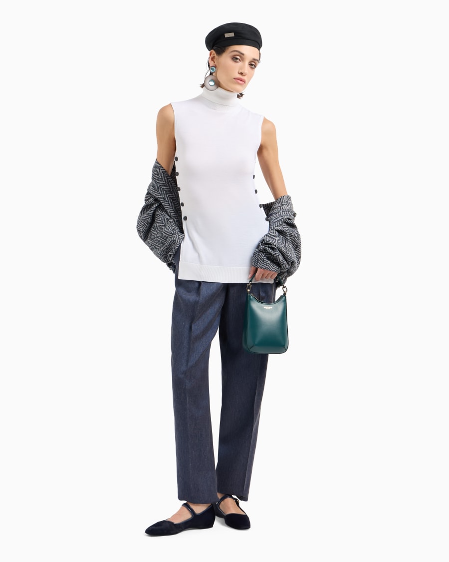 The world of armani TOP CON COLLO A LUPETTO IN LANA VERGINE In Linea