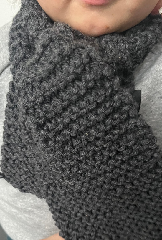 ﻿Zerobarracento Hand-knitted wool hat for baby Sconto